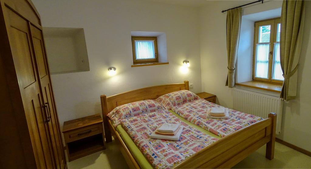Apartmaji Pri Marodnu 보히니 외부 사진