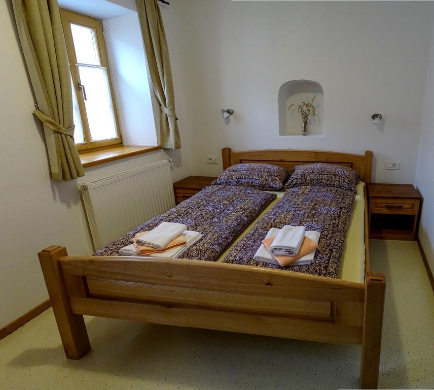 Apartmaji Pri Marodnu 보히니 외부 사진
