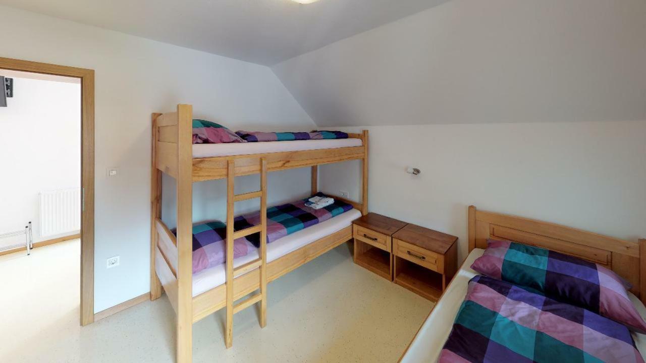 Apartmaji Pri Marodnu 보히니 외부 사진