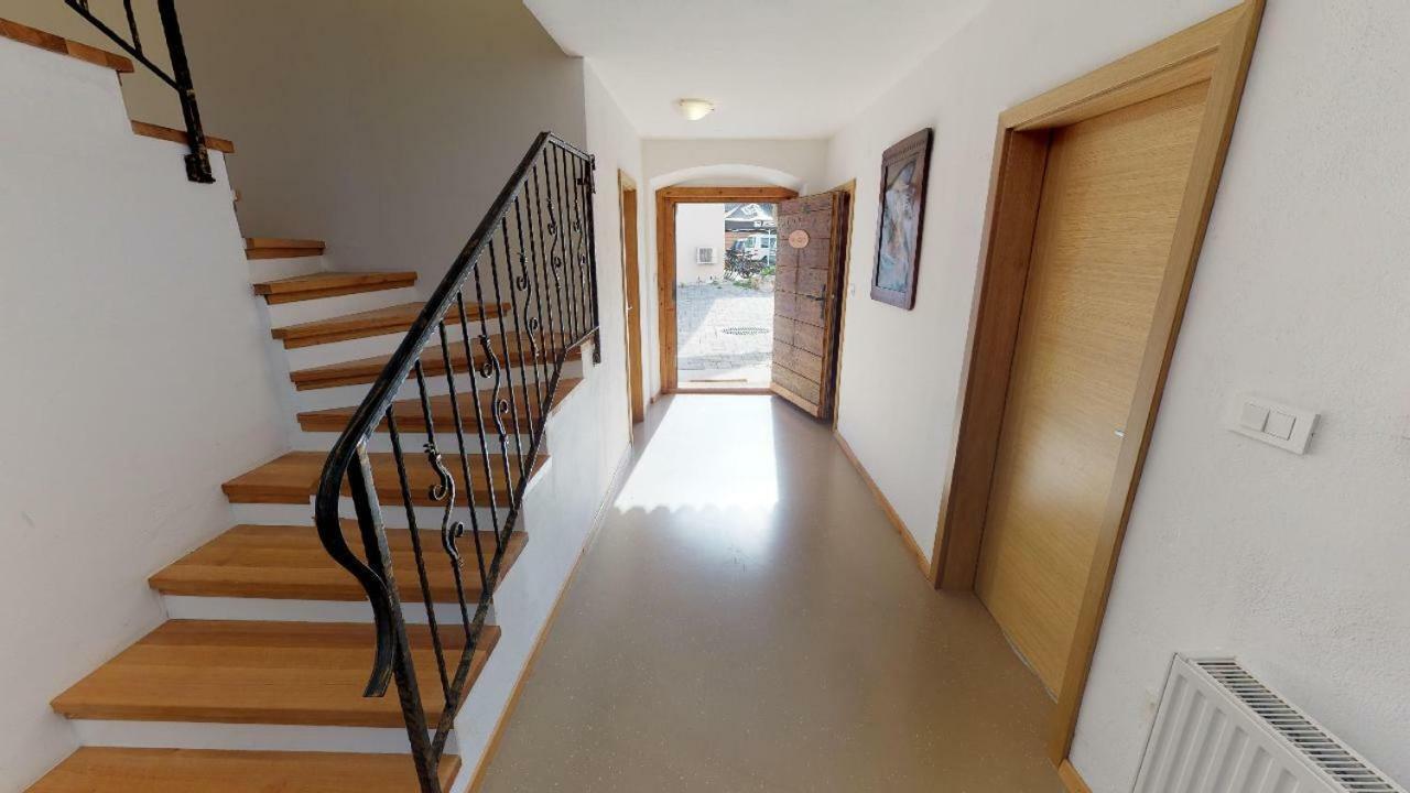 Apartmaji Pri Marodnu 보히니 외부 사진
