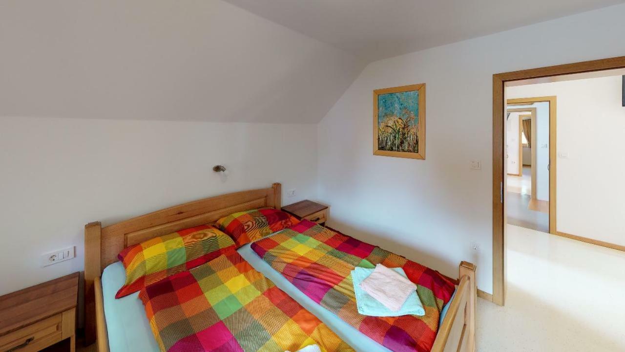 Apartmaji Pri Marodnu 보히니 외부 사진